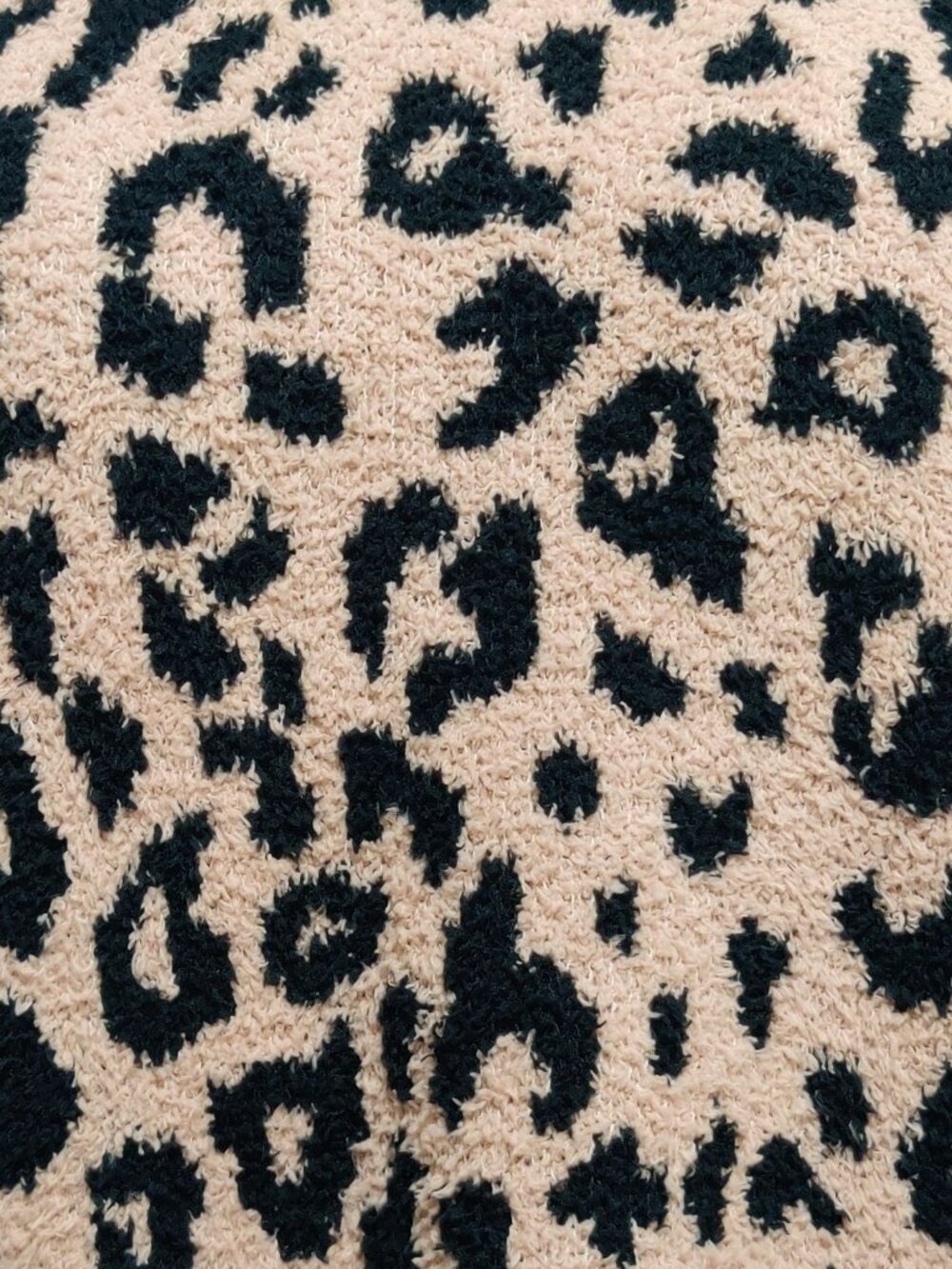 Joyspun Sweater Plus Size XL 16 18  Leopard Print Cozy Pullover Mob Wife Soft - Picture 9 of 12